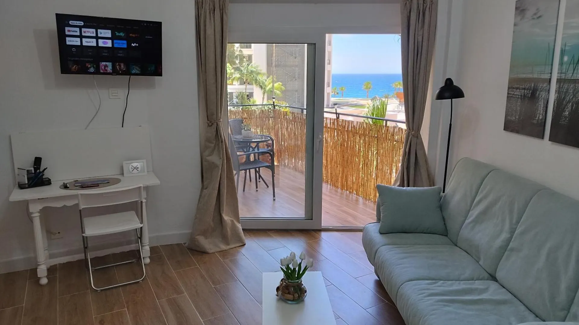Amazing Front Sea View Studio. Marbella Centre